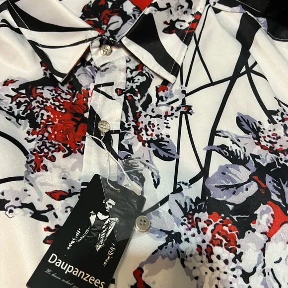 NWT Men’s size Small dress shirt - Picture 3 of 3